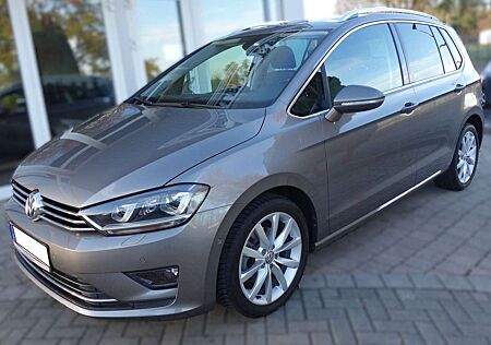 VW Golf Volkswagen Sportsvan VII Highline BMT/Sta-Sto AHK.Pano