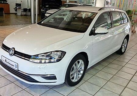 VW Golf Variant Volkswagen Comfortline 1,5TSI DSG Navi Sitzheizung Klima RFK