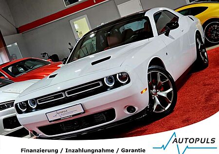 Dodge Challenger 3,6 V6*SXT*LEDER*NAVIGATION*TEMPOMAT