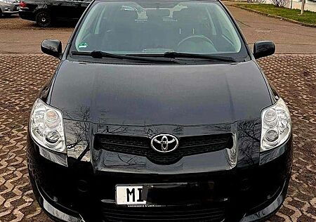 Toyota Auris 1.4 VVT-i Team