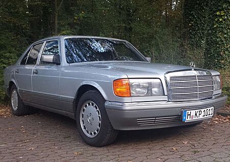 Mercedes-Benz S 260 SE