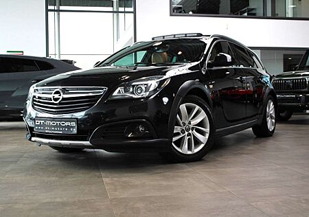 Opel Insignia COUNTRY TOURER 4x4 OPC/AHK/PANO./NAVI
