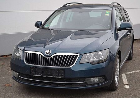 Skoda Superb 2.0 TDI Gre tec Ambition Combi*NAVI*XENON