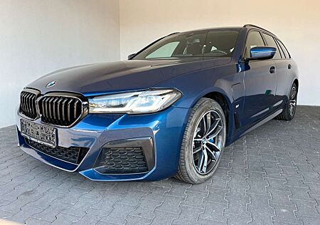 BMW 530 e Touring xDrive M Sport Pano sAHK DAB HiFi