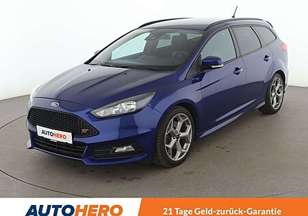 Ford Focus 2.0 EcoBoost ST*NAVI*PDC*SHZ*RECARO*KLIMA*