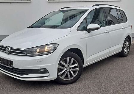 VW Touran Volkswagen Diesel 2.0 TDI Comfort ACC Navi Massage
