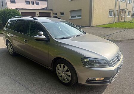 VW Passat Variant Volkswagen 2.0 TDI DSG Comfortl BMT 81000 km