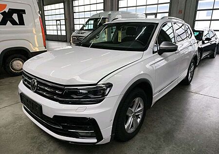 VW Tiguan Allspace Volkswagen R-LINE*PANO*AHK*R-CAM*HUD*
