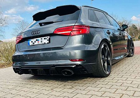 Audi RS3 2.5 TFSI quattro
