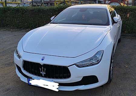 Maserati Ghibli 3.0 V6 / 8-Gang
