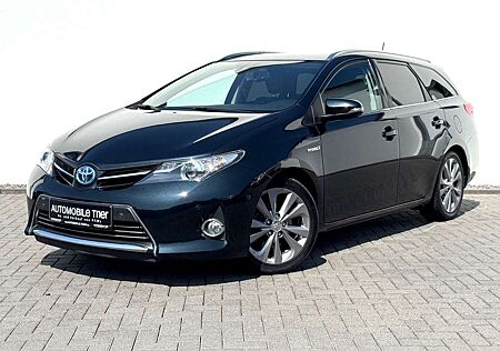 Toyota Auris Touring Sports Hybrid / NAVI/LED/CAM/AHK/