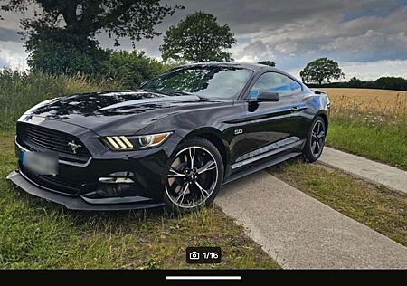 Ford Mustang 5.0 GT California Special