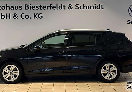 VW Golf gebraucht kaufen VW Golf Volkswagen VIII Variant Life 2.0TDI DSG RFK LED SHZ APP