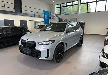 BMW X5 xDrive 30d M-SPORT PANO/LUFT/22''/AHK/7 SITZE