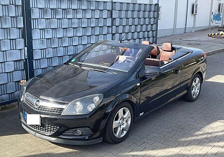 Opel Astra Twin Top 2.0 Turbo Cosmo