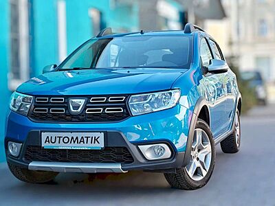 Dacia Sandero Stepwa 90*Automatik*Klimaauto*Carplay*1H