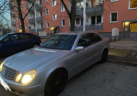 Mercedes-Benz E 220 CDI Automatik Elegance