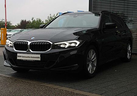 BMW 318 d Touring Widescreen Navi LED Sportsitze PDC