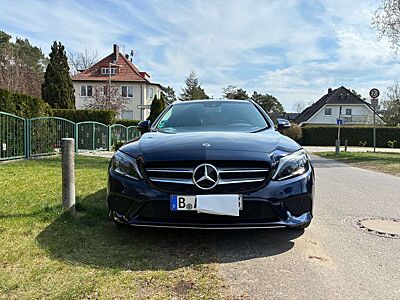 Mercedes-Benz C 220 C 220 d 4Matic T 9G-TRONIC Exclusive
