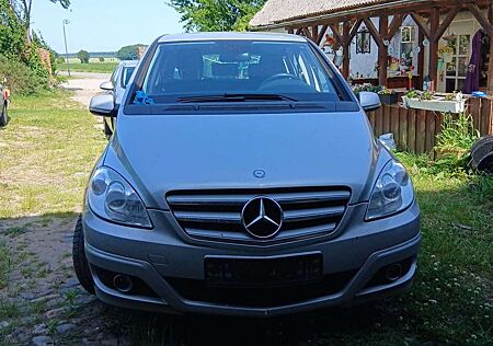 Mercedes-Benz B 180 PKW