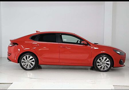 Hyundai i30 1.4 T-GDI DCT Style