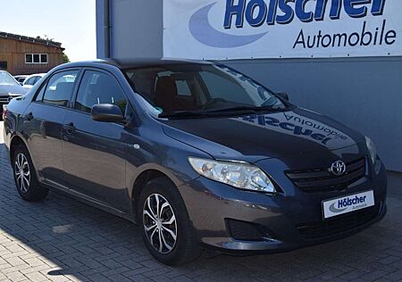 Toyota Corolla Stufenheck/Limosine,,