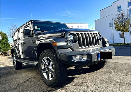 Jeep Wrangler Sahara Unlimited