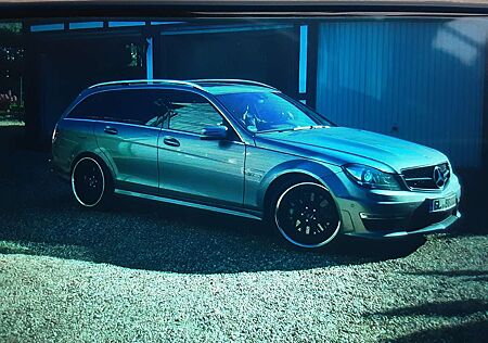 Mercedes-Benz C 63 AMG T-Modell, Einzelstk, 20' Spezialfelgen, aus 1. Hd.