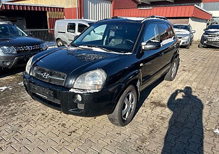 Hyundai Tucson 2.0 CRDi * AUTOMATIK * KLIMA * SHZ