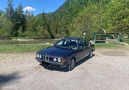 BMW 728 i