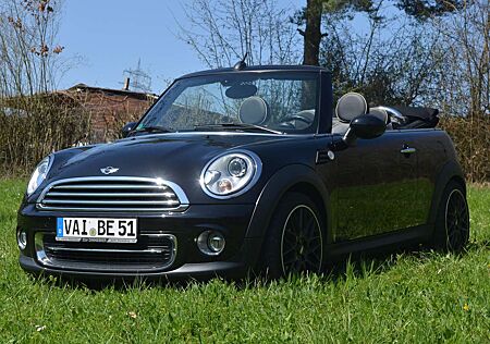 Mini Cooper Cabrio LEDER HARMAN KARDON NAVI LED XENON