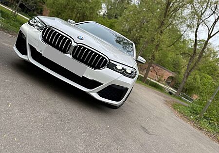 BMW 520d 520 xDrive Touring Aut. M Sport Edition