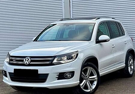 VW Tiguan Volkswagen 2.0 TDI Sport & Style 4Motion