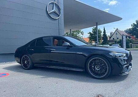 Mercedes-Benz S 63 AMG E Performance Speedshift MCT 9G