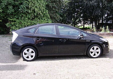 Toyota Prius (Hybrid)