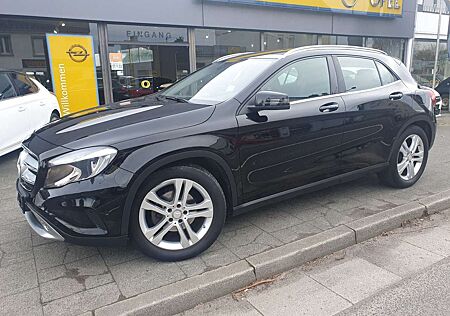 Mercedes-Benz GLA 220 d 4Matic Urban Navi +GARANTIE+