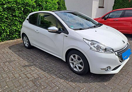 Peugeot 208 3-Türer 82 PureTech Style