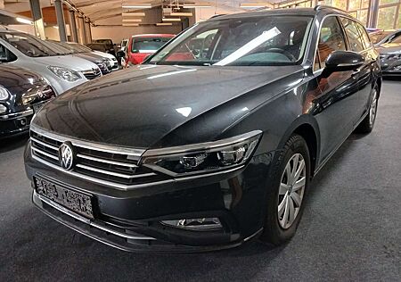 VW Passat Variant gebraucht kaufen VW Passat Variant Volkswagen 1.HAND NAVI LED GARANTIE