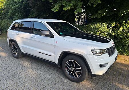 Jeep Grand Cherokee 3.0l V6 MultiJet Diesel "Trailhawk"