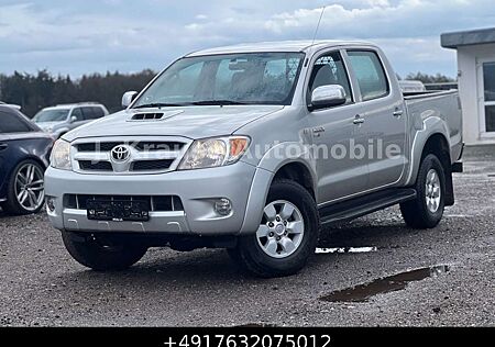 Toyota Hilux Double-Cab 2.5D-4D 4x4 Klima SR5