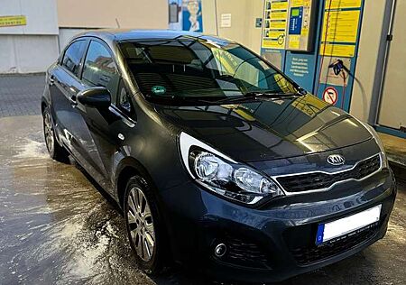 Kia Rio Dream Team