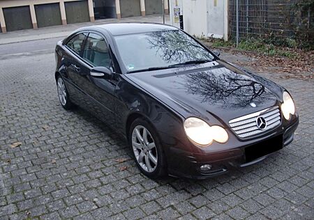 Mercedes-Benz C 180 C- Sportcoupe Evolution FaceliftMer