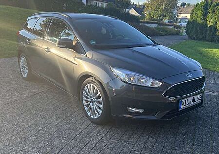 Ford Focus Turnier 1.0 EcoBoost Start-Stopp-System Trend