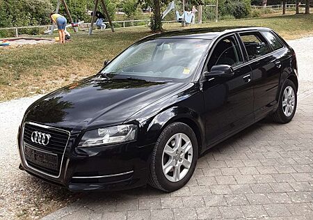 Audi A3 Sportback Diesel 2.0 TDI Sportback DPF Attracti