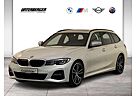 BMW 330 i Touring M Sportpaket Navi LCProf Pano DAB