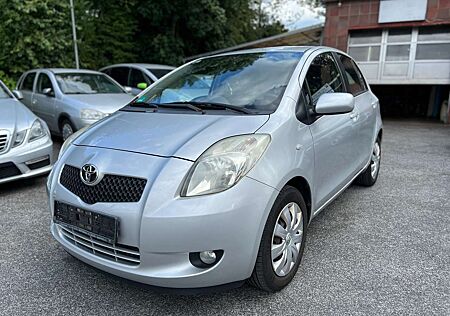 Toyota Yaris Sol 1.3 Klima / 5-türig / Tüv NEU