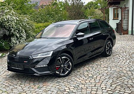 Skoda Octavia Combi RS iV DSG / Navi / ACC / AHK