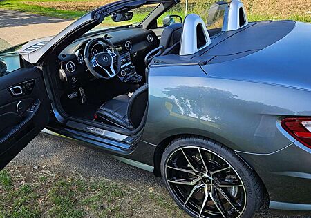 Mercedes-Benz SLK 55 AMG AMG Speedshift 7G-TRONIC