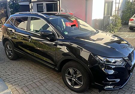 Nissan Qashqai 1.3 DIG-T DCT N-WAY