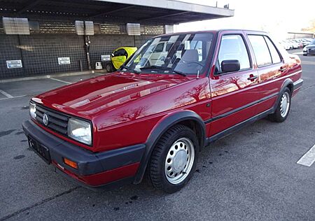 VW Jetta Volkswagen / AUTOMATIK / SERVO/ / Erst 97 Tkm GL